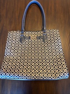 Tommy Hilfiger Navy and Cream Geometric Logo Tote